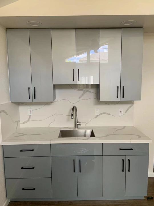 Kitchen & Two-Bath Refresh in Grey and Quartz — photo 5
